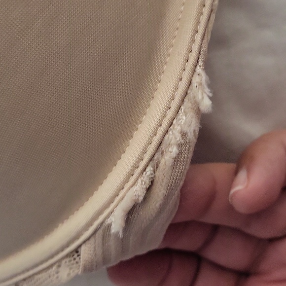 Maidenform 40dd tan bra - Picture 2 of 12